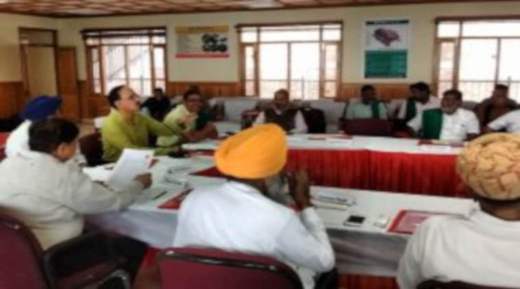 शिमला: किसान नेताओं का अधिवेशन, छाया रहा किसान आय का मुद्दा